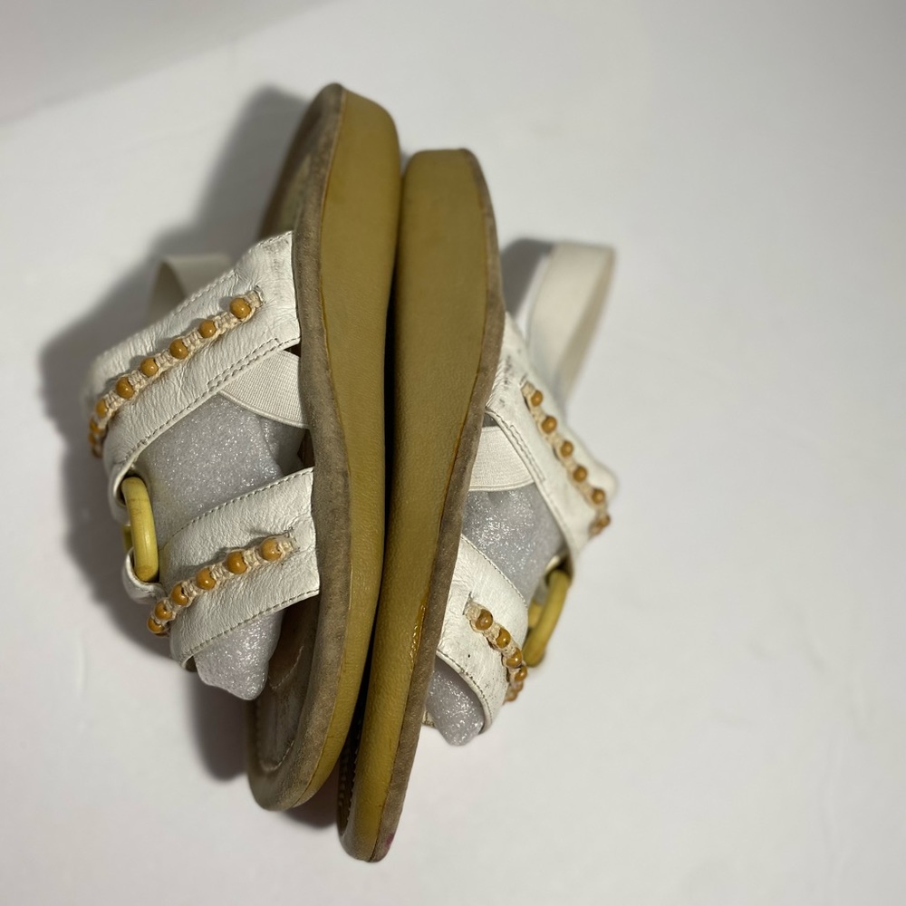 Shoes - Picture 3 of 6